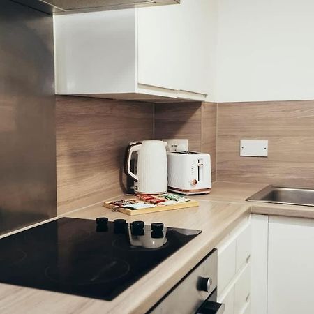 1Br City Centre Apt, Self Check In, Wifi, By Derbnb Sheffield Bagian luar foto